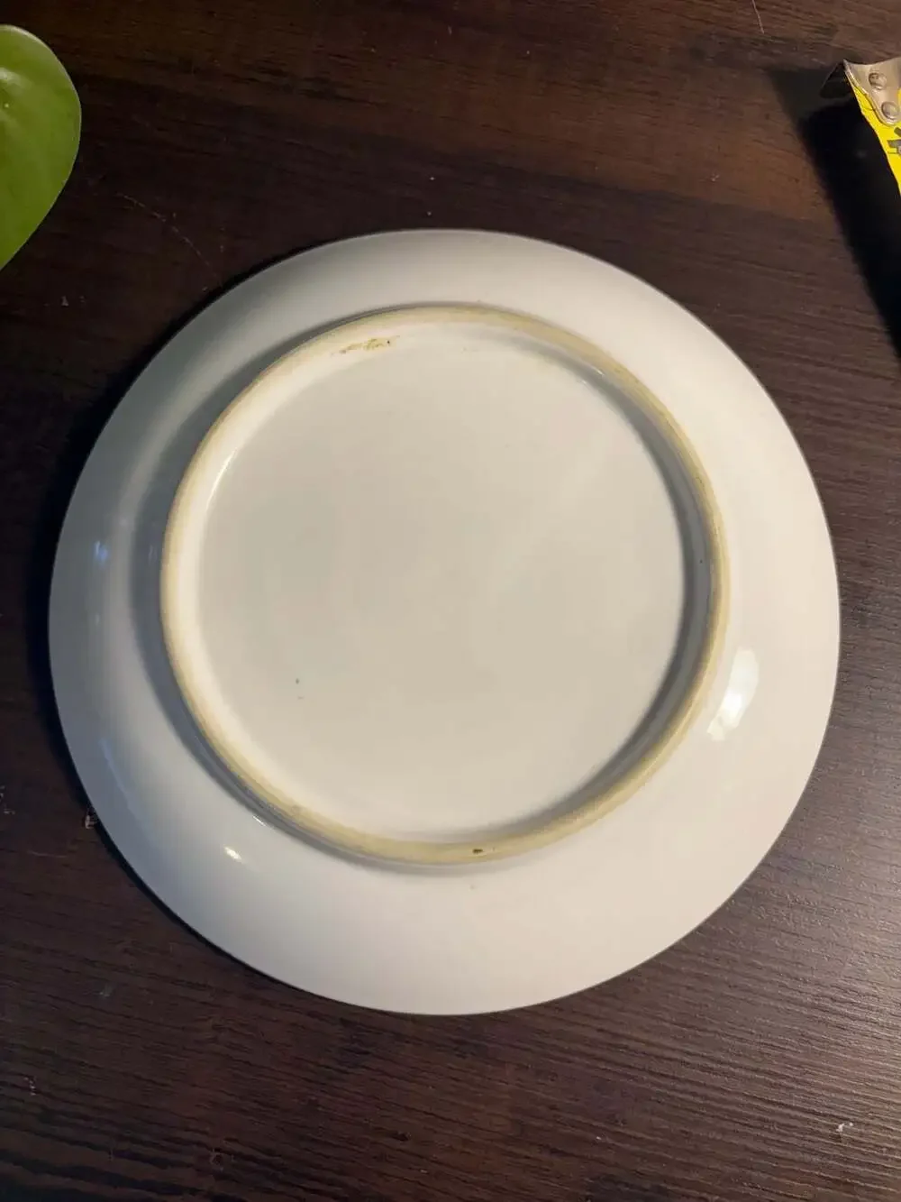 Vintage International Stoneware Luv Me Pattern 8.5-Inch Salad Plate